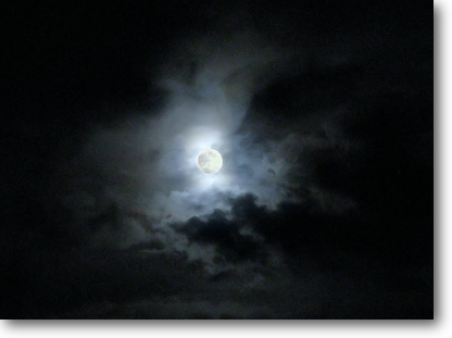 9月23日我が家から見た満月