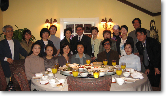 上海：蔡会長を囲んで中国、フランス、韓国の愛好家と
